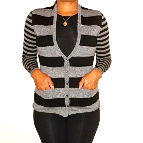 Banana Republic Vintage Wool Striped Cardigan Sweater - Grey/Black - S - Picture 4 of 11